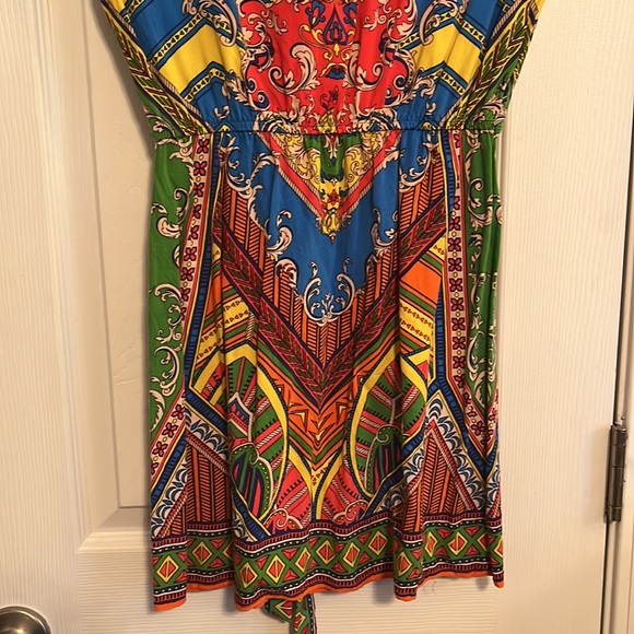 Geometric Patterned Tunic - Picture 6 of 7